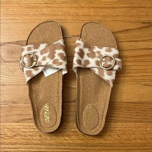 Aerie Brown and Cream Buckle Sandals